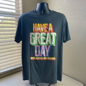 🆕🛍️3/$15🛍️ OLD NAVY Graphic T-Shirt L Gray NWT